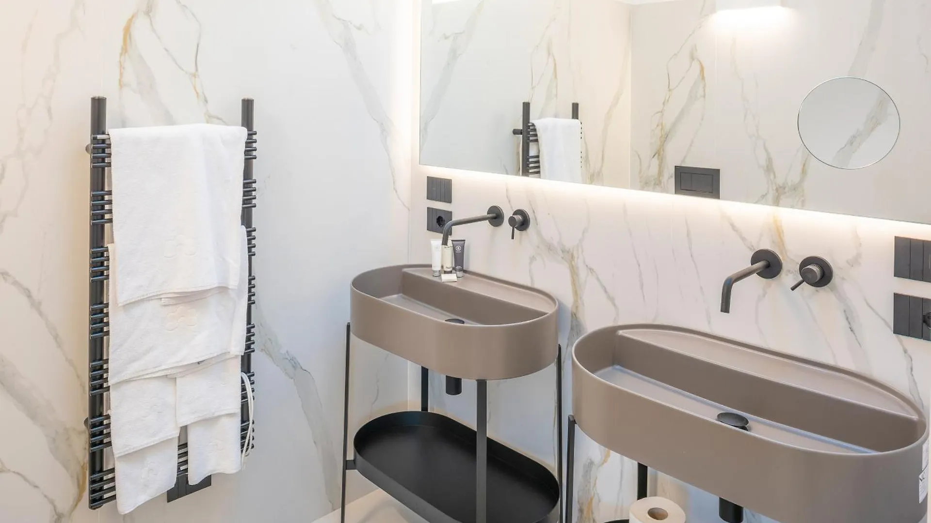 Blumen Apartment Bardolino Italien