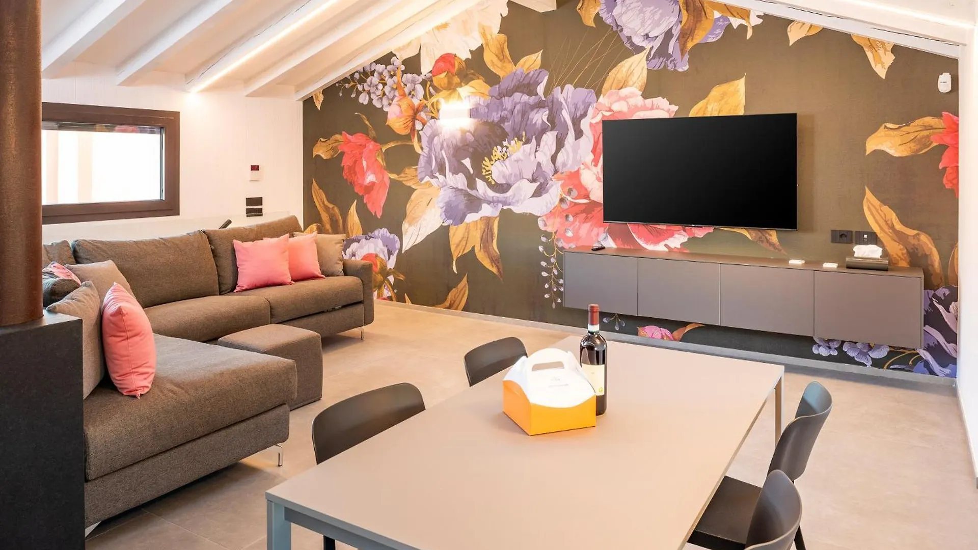 Blumen Apartment Bardolino